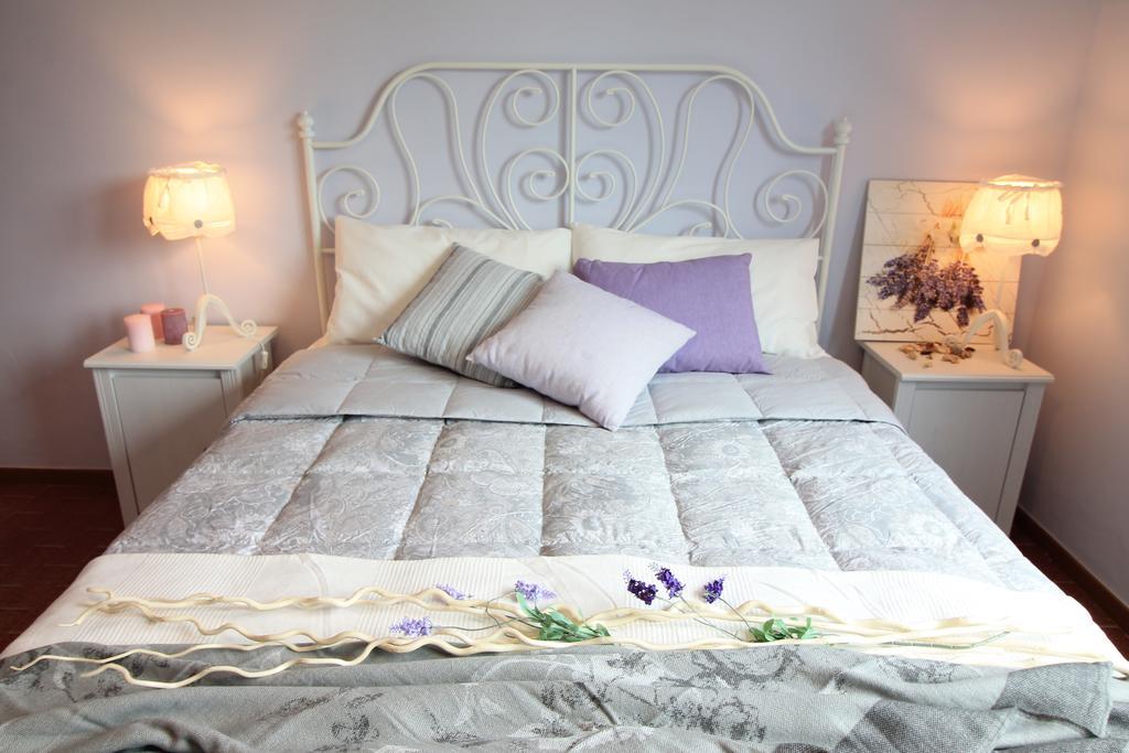 Il Borghetto Apartment San Lorenzo in Campo Ngoại thất bức ảnh