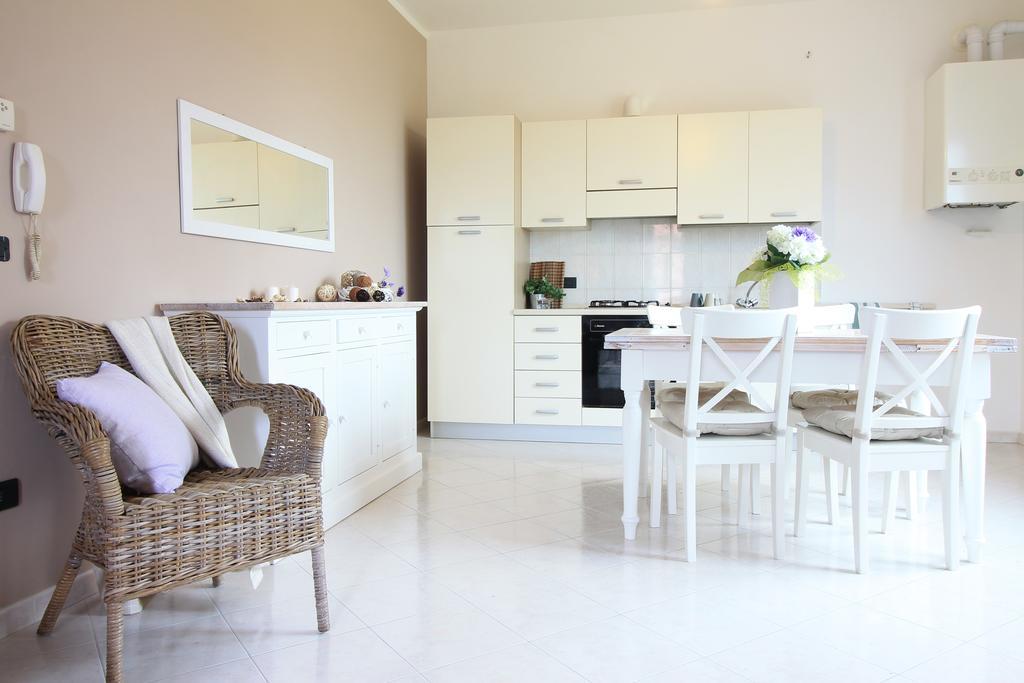 Il Borghetto Apartment San Lorenzo in Campo Ngoại thất bức ảnh